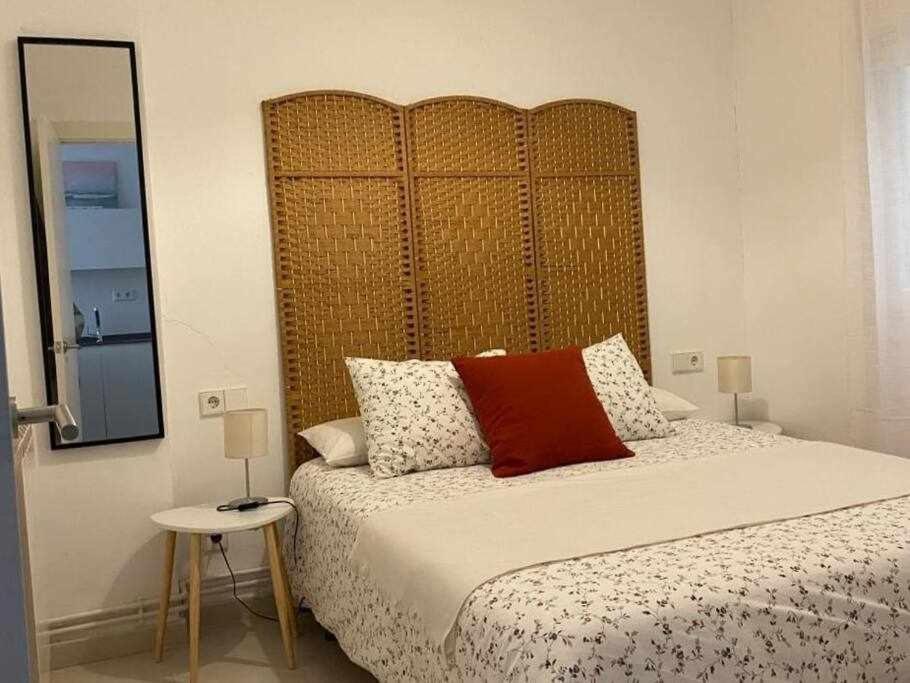 Apartamento Ayla San Fermin Pampeluna Zewnętrze zdjęcie